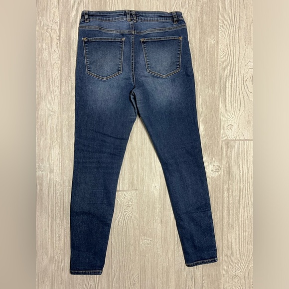 Alter’d State Distressed Jeggings Size 11 Style# S2564KEDS - Picture 10 of 11